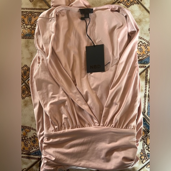 NBD x revolve mini dress fitted deep neck ruched long sleeve small soft nwt new - Picture 7 of 7